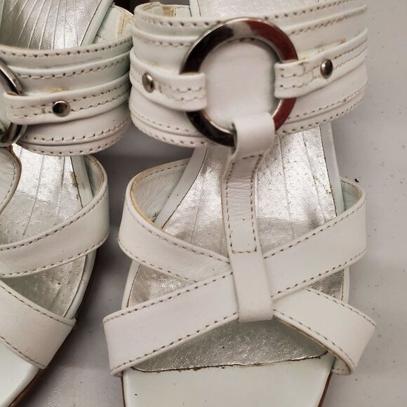 I ❤️ Comfort Open Toe Strappy Mclean Leather Sandal - Picture 3 of 7